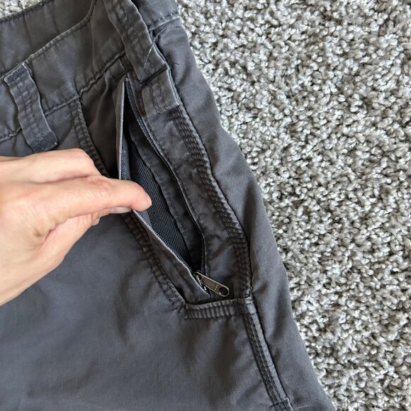 Carhartt Mens Sz 44 Relaxed Fit Cargo Shorts Gray With Multiple Pockets - Picture 3 of 10